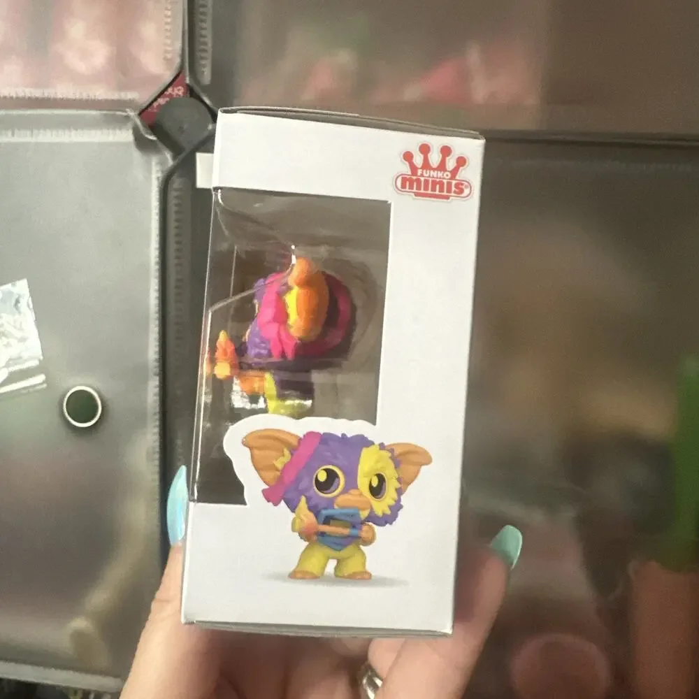 Funko Minis Gremlins Black Light Glow GIZMO Bow Five Below Exclusive